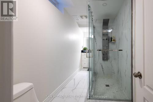 4424 Grassland Cres, Mississauga, ON - Indoor Photo Showing Bathroom