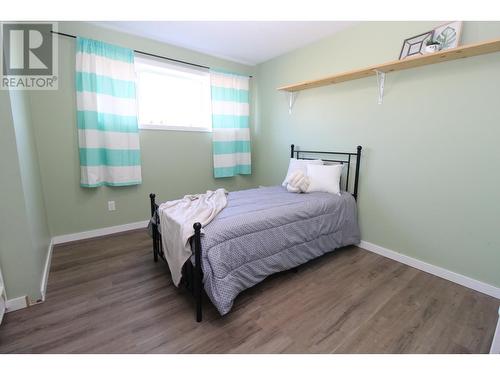 211 Crysdale Drive, Mackenzie, BC - Indoor Photo Showing Bedroom
