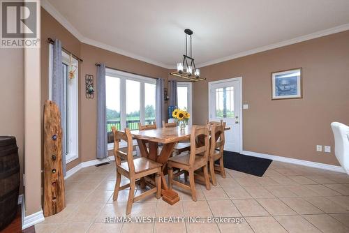 5759 Concession 3 Rd, Adjala-Tosorontio, ON - Indoor Photo Showing Dining Room