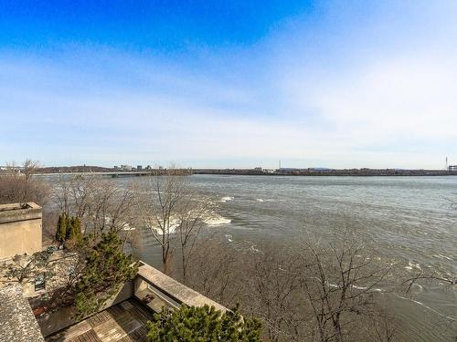 Vue sur l'eau - 634-2600 Av. Pierre-Dupuy, Montréal (Ville-Marie), QC - Outdoor With Body Of Water With View