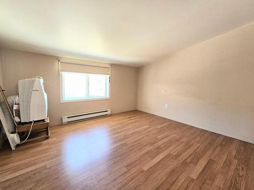 Chambre Ã Â coucher - 1220 Rue Laurette-Aubin, Shawinigan, QC - Indoor Photo Showing Bedroom