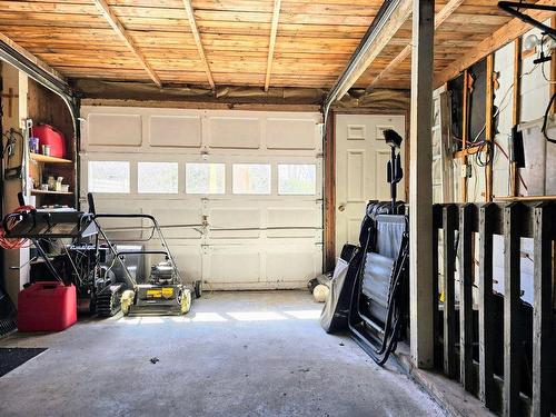 Garage - 1220 Rue Laurette-Aubin, Shawinigan, QC - Indoor Photo Showing Garage