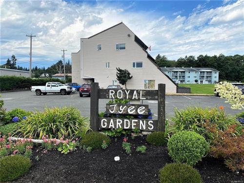 205-2740 Island Hwy South, Campbell River, BC - Outdoor