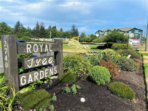 205-2740 Island Hwy South, Campbell River, BC - Outdoor