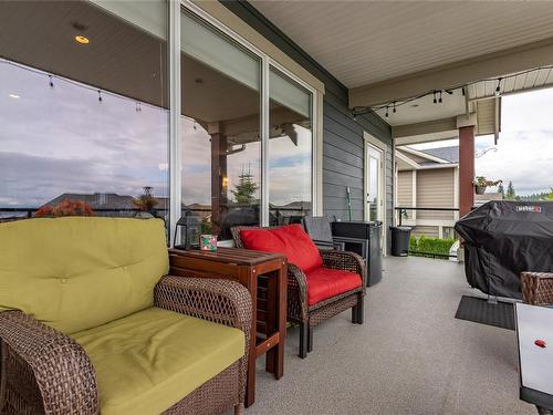 749 Timberline Dr, Campbell River, BC - Outdoor With Deck Patio Veranda With Exterior