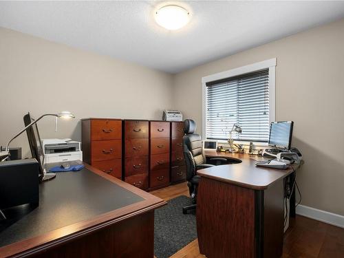 6100 Janelle Pl, Nanaimo, BC - Indoor Photo Showing Office