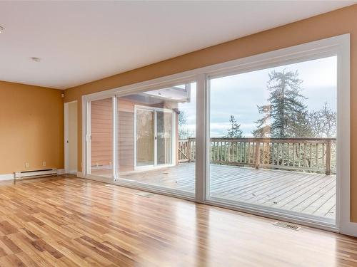 3574 Oakridge Dr, Nanaimo, BC - Indoor Photo Showing Other Room