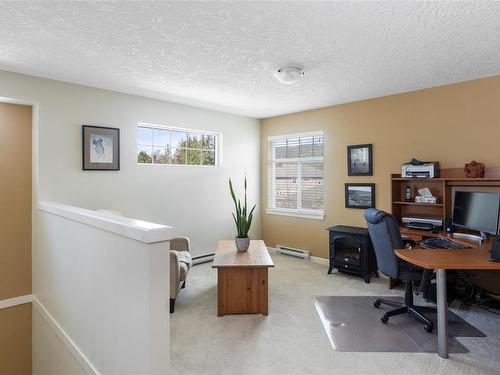 6507 Stonewood Dr, Sooke, BC - Indoor Photo Showing Office