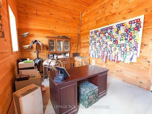 7735 18Th Line, Wellington North, ON - Indoor Photo Showing Other Room