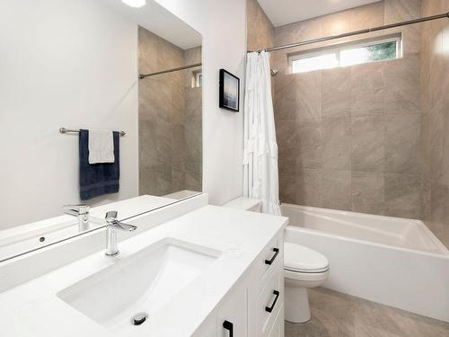 3020 Catalina Way, Chemainus, BC - Indoor Photo Showing Bathroom