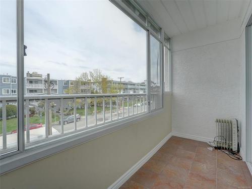 303-545 Rithet St, Victoria, BC -  Photo Showing Other Room