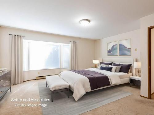 507 Hawthorne Dr, Qualicum Beach, BC - Indoor Photo Showing Bedroom