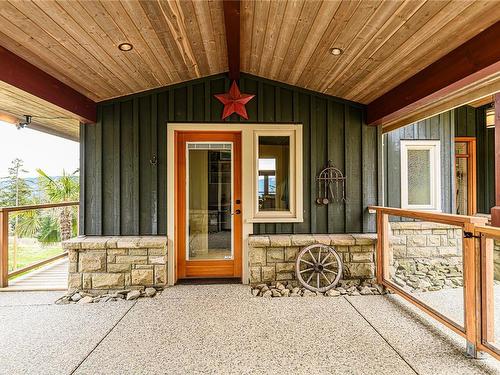 285 & 289 Canvasback Pl, Salt Spring, BC - Outdoor With Deck Patio Veranda With Exterior