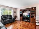 6019 Joseph Pl, Nanaimo, BC  - Indoor Photo Showing Living Room 