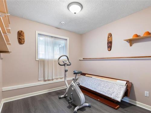 6019 Joseph Pl, Nanaimo, BC - Indoor Photo Showing Gym Room