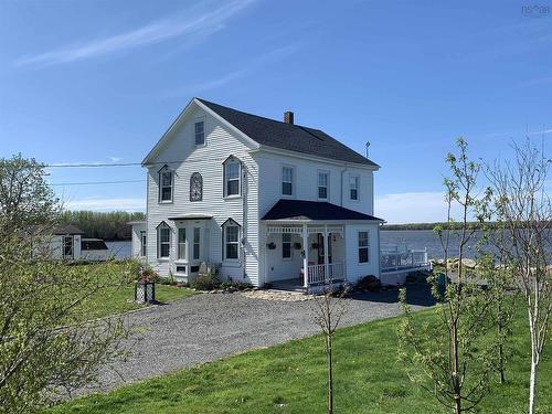 13291 Highway 6, Wallace Bridge, NS 