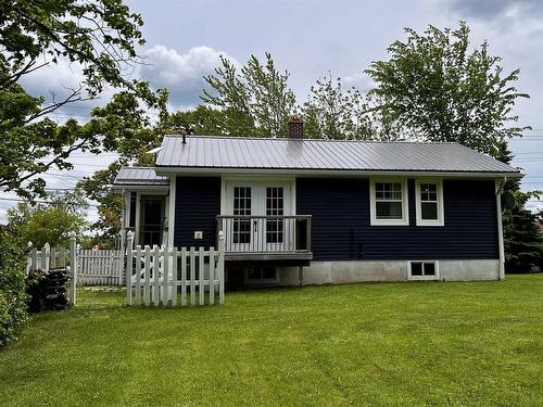 13 Lake Road, Tatamagouche, NS 