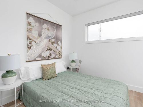 169-7842 County Rd, Ramara, ON - Indoor Photo Showing Bedroom