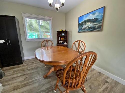 1077 Clearwater Valley Rd, Clearwater, BC - Indoor Photo Showing Dining Room