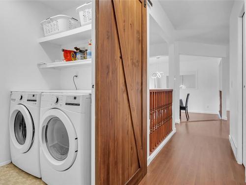 2919 Telcor Place, West Kelowna, BC - Indoor Photo Showing Laundry Room