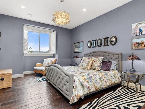 5500 Rockface Road, Kelowna, BC - Indoor Photo Showing Bedroom