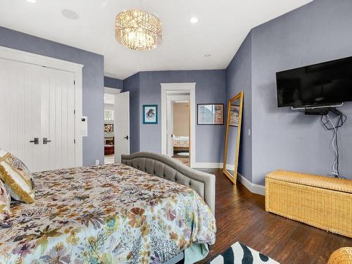 5500 Rockface Road, Kelowna, BC - Indoor Photo Showing Bedroom