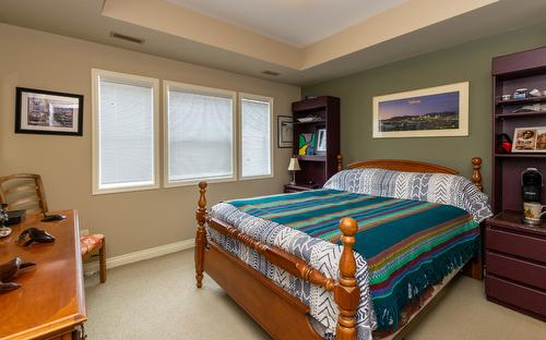 5-441 20 Street, Salmon Arm, BC - Indoor Photo Showing Bedroom