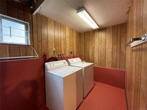 4826 Bruce St, Port Alberni, BC - Indoor Photo Showing Laundry Room