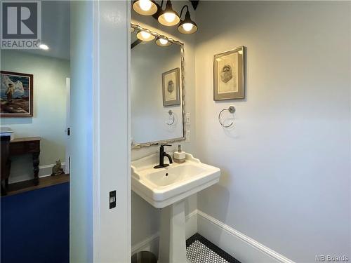40 White Head Road, White Head Island, NB - Indoor Photo Showing Bathroom