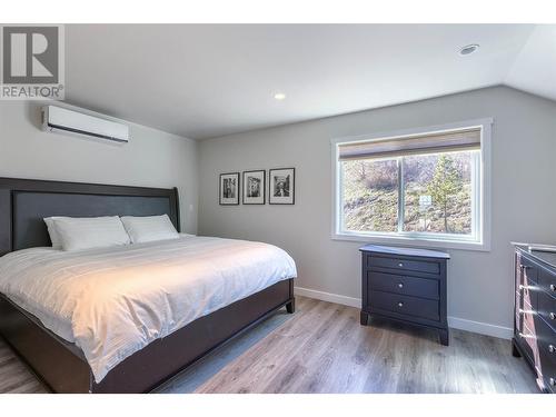 6824 Santiago Loop Unit# 168, Kelowna, BC - Indoor Photo Showing Bedroom