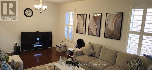 73 Eakin Mill Rd, Markham, ON - Indoor Photo Showing Other Room