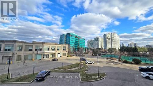 #226 -25 Kingsbridge Garden Circ, Mississauga, ON - Outdoor With View