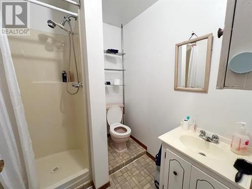 1292 Coalmine Road, Telkwa, BC - Indoor Photo Showing Bathroom