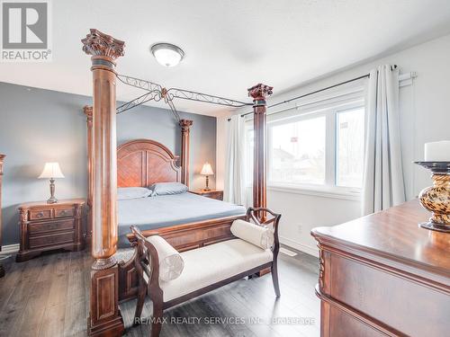 641 Canfield Pl, Shelburne, ON - Indoor Photo Showing Bedroom