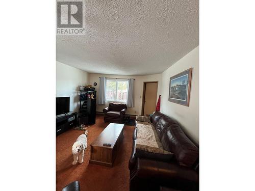 108 Spruce Avenue Unit# 116, Tumbler Ridge, BC - Indoor Photo Showing Living Room
