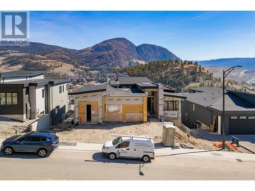 989 Loseth Drive, Kelowna, BC - Outdoor