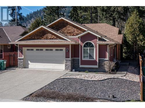 2174 Norris Avenue, Lumby, BC - Outdoor With Facade