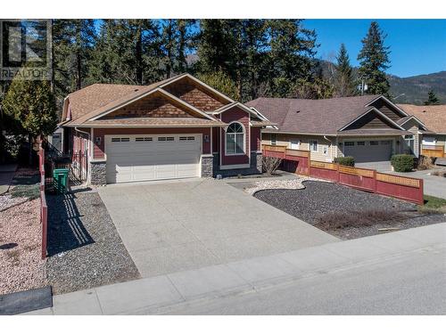 2174 Norris Avenue, Lumby, BC - Outdoor With Facade