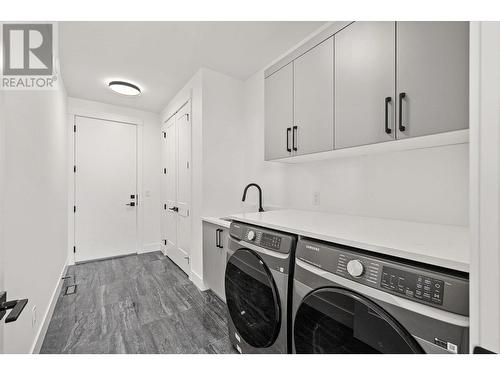 987 Loseth Drive Lot# 3, Kelowna, BC - Indoor Photo Showing Laundry Room