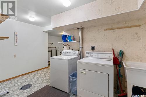 334 Nordstrum Road, Saskatoon, SK - Indoor Photo Showing Laundry Room