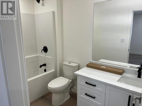 8923 77 Street, Fort St. John, BC - Indoor Photo Showing Bathroom