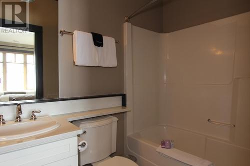 272 Chicopee Road Unit# 14B, Vernon, BC - Indoor Photo Showing Bathroom