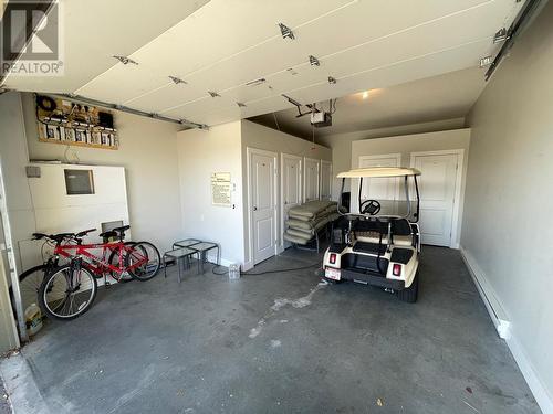272 Chicopee Road Unit# 14B, Vernon, BC - Indoor Photo Showing Garage