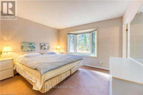 2036 Lakeshore Road, Sarnia, ON - Indoor Photo Showing Bedroom