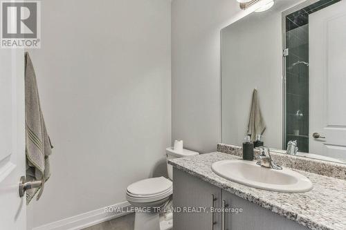 1104 Edinburgh Drive, Woodstock, ON - Indoor Photo Showing Bathroom