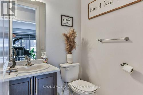 1104 Edinburgh Drive, Woodstock, ON - Indoor Photo Showing Bathroom