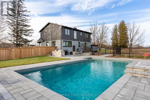 973 Alberton Rd S, Hamilton, ON - Outdoor With In Ground Pool With Backyard