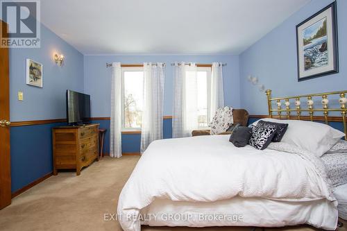 110 Barley Road, Prince Edward County, ON - Indoor Photo Showing Bedroom