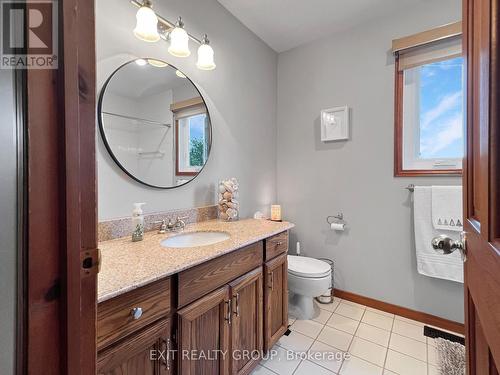 110 Barley Road, Prince Edward County, ON - Indoor Photo Showing Bathroom