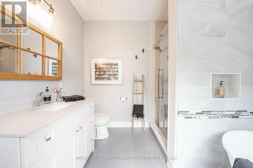 12 Reid'S Rdge, Oro-Medonte, ON - Indoor Photo Showing Bathroom